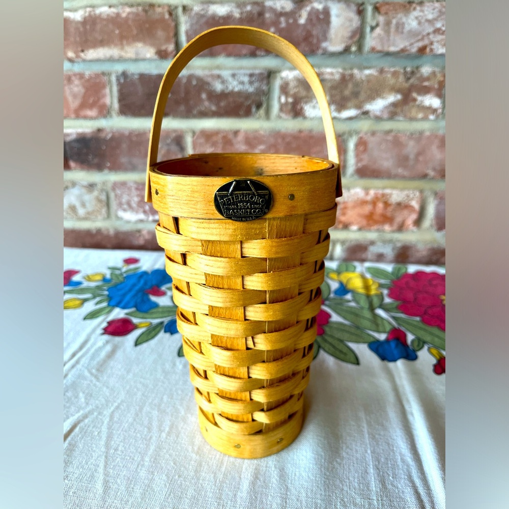 Peterboro Doorknob Basket